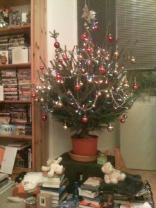 Christmas Tree with presents